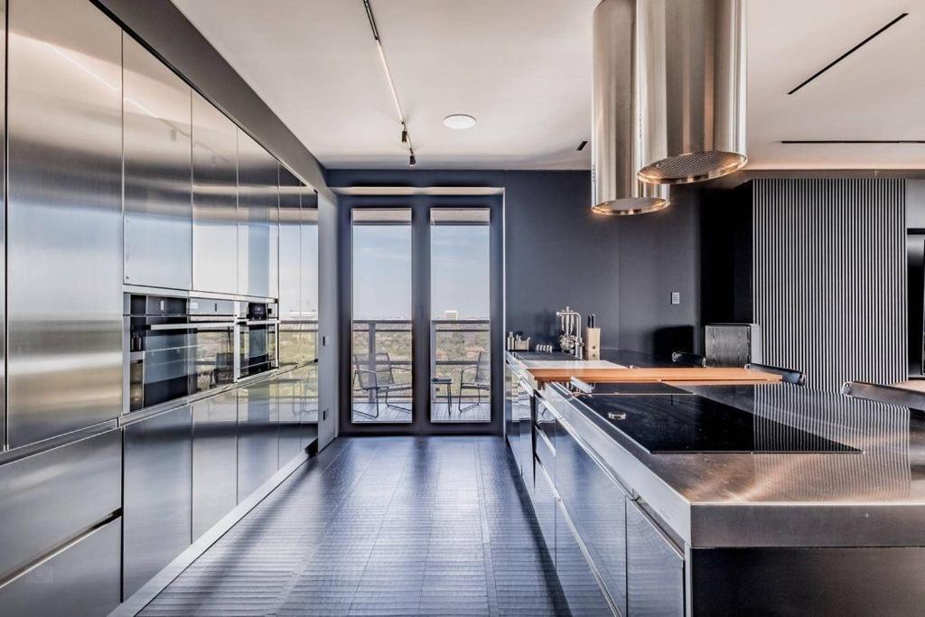 Rhome48-new In The Historic Center